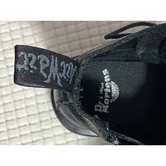 Dr. Martens Infant 1460 Softy T Leather Lace Up Boots Size 6 Black MSRP $65 - Picture 8 of 9